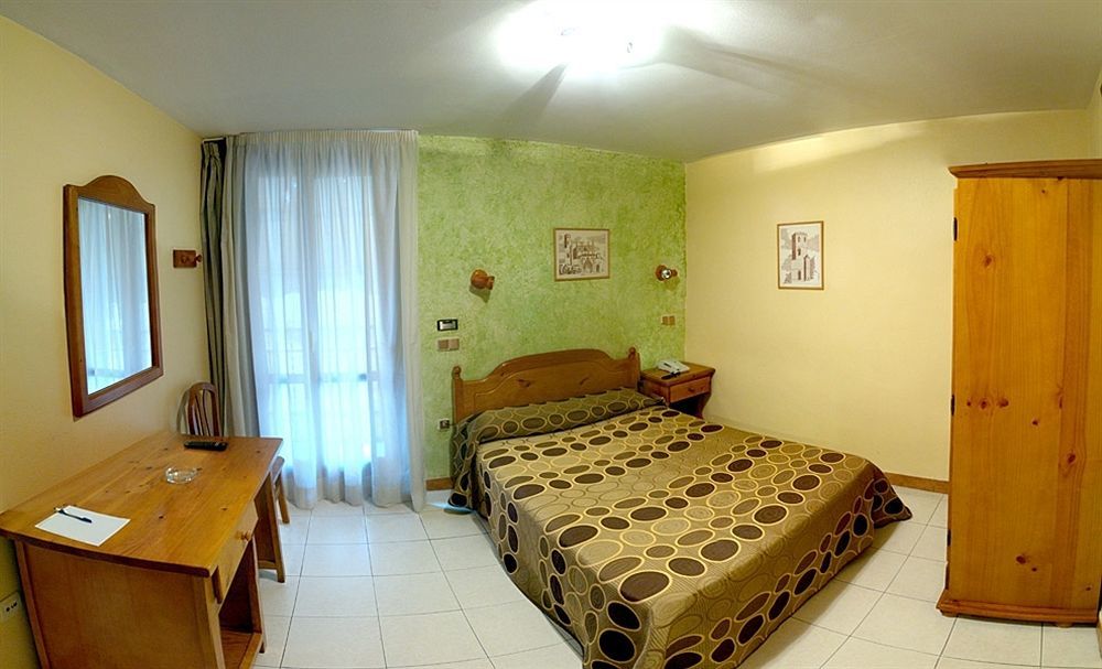 Hotel San Marcos Huesca Zewnętrze zdjęcie